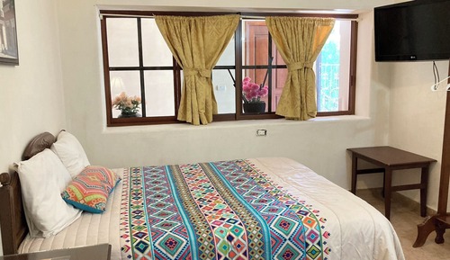 Traditional Room, 1 Queen Bed
