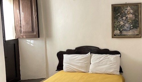 Basic Triple Room