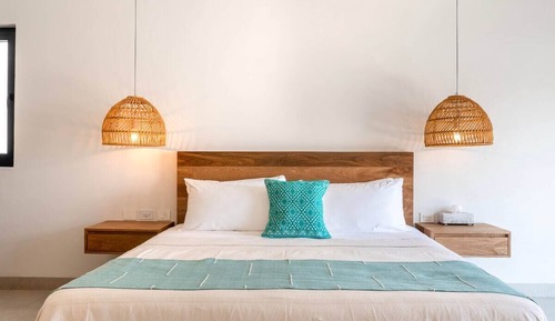 Luxury Room, Hot Tub, Beachside