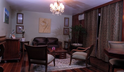 Deluxe Suite