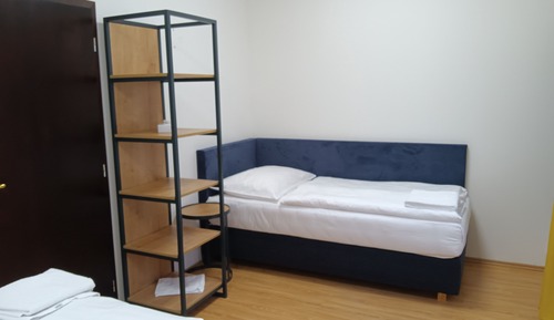 Suite 45 B