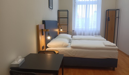 Suite 24 A