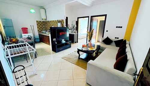 Deluxe Apartment