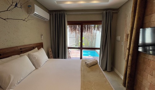 Standard Room, Private Pool, Pool View