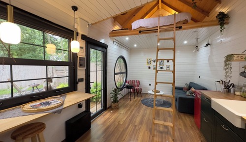 Comfort Cabin