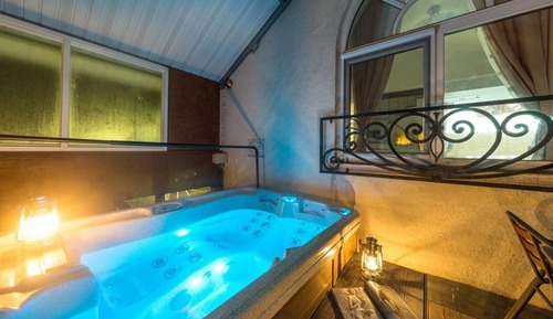 Basic Room, 1 Bedroom (romantic (spa))