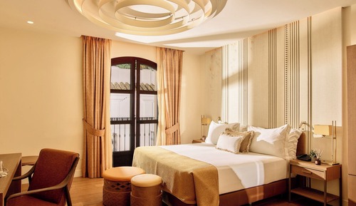 Club Room