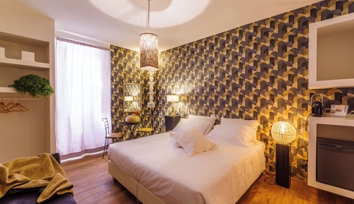Deluxe Double or Twin Room