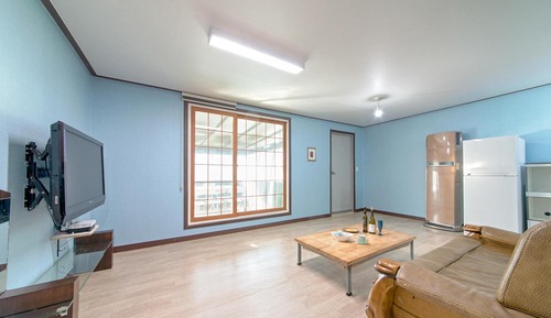 Basic Room, 3 Bedrooms (Monacco)