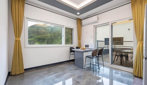 Room (Building D Room 103 (Pet Companion))