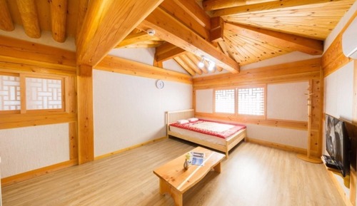 Room (Geumo 202 (33m))