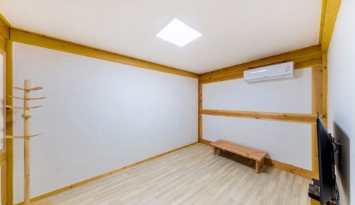 Room (Geumo 103 (43m))