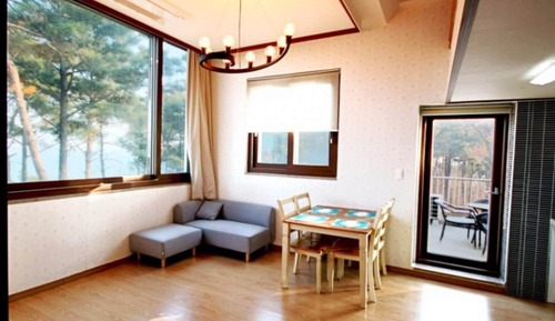 Room (B203 (duplex))