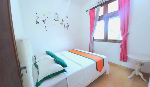 House, 4 Bedrooms
