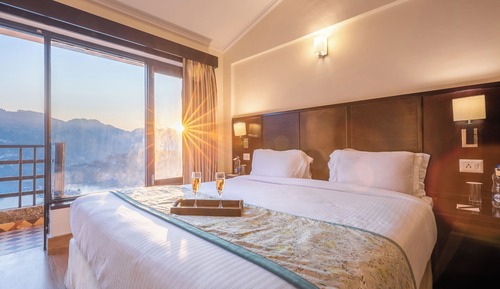 One Bedroom Suite with Kitchenette