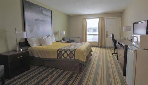 Deluxe Room, 1 Queen Bed, Non Smoking