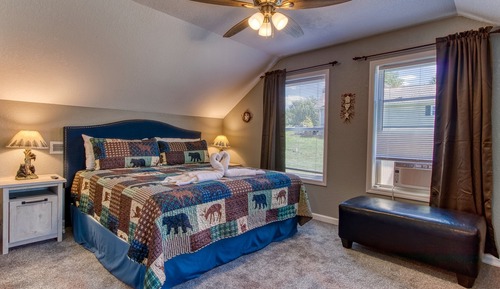 Rustic River Lodge