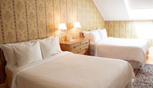 Classic Room, 2 Double Beds (Woodside)