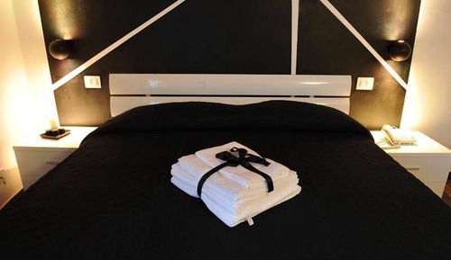 Business Room, Private Bathroom