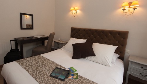 Comfort Suite, 1 Queen Bed with Sofa bed