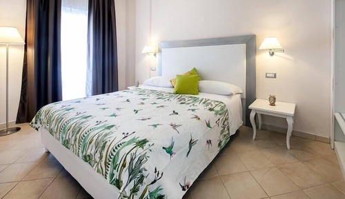 Junior Suite, 1 King Bed