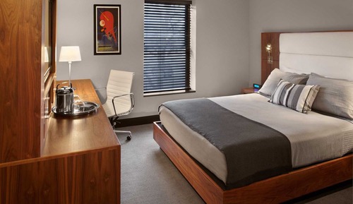 Deluxe Room, Accessible