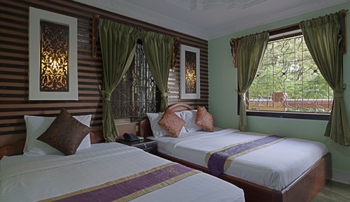 Standard Triple Room, Multiple Beds, City View