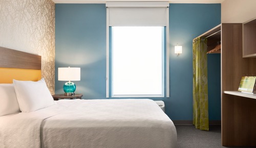 Studio Suite, 1 King Bed, Non Smoking