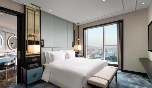Grand Deluxe Suite