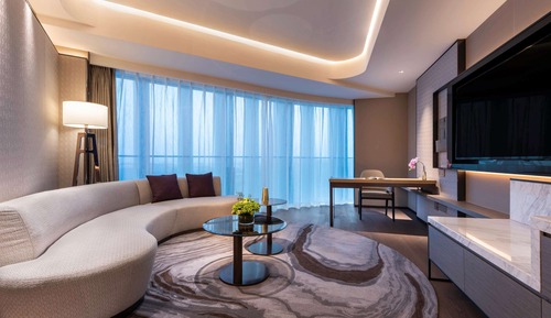 Deluxe Suite, 1 King Bed