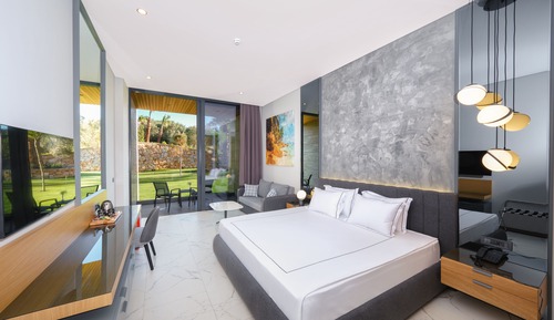Superior Room, Garden View