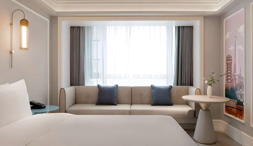 Standard Room, 1 King Bed