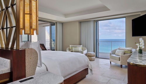 John Jacob Astor Suite, 1 Bedroom Suite, 1 King, Oceanfront, Balcony