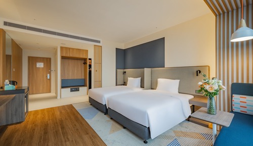 Standard Room, 2 Twin Beds (High Floor)