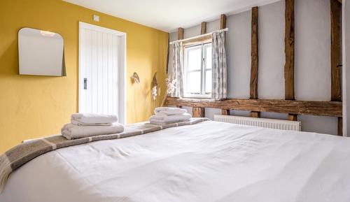 Apartment (1 Bedroom)