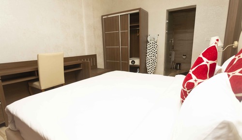 Grand Penthouse, 1 Bedroom, Balcony, City View