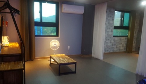 Room (Large room (ondol))