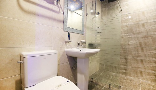 Room (Standard Room)