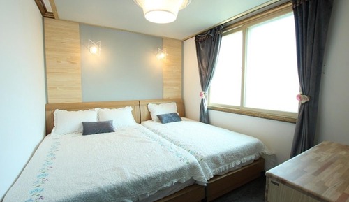 Room (Sunrise (Spa))