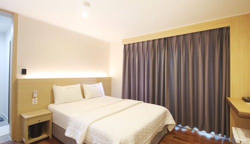 Room (Standard room)