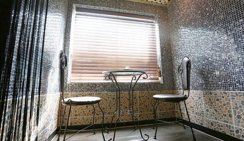 Room (Standard Room (Random Assignment))