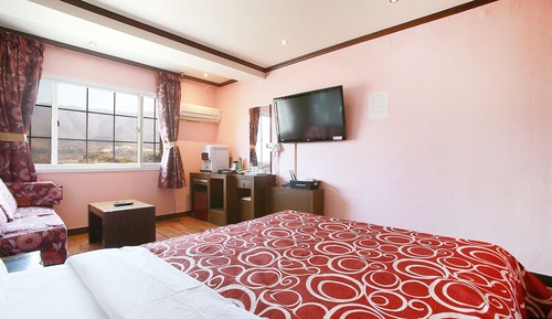 Room (Standard room (River View))