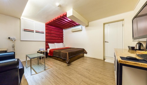Room (Special Room)
