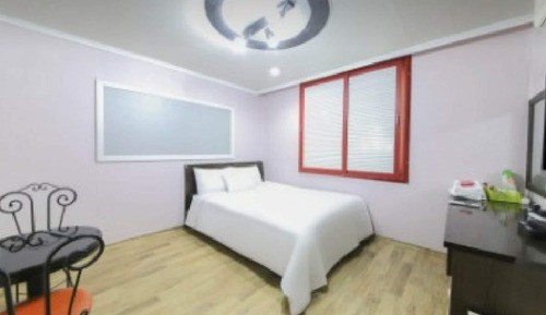 Room (Standard Room)