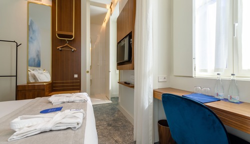 Classic Double or Twin Room, City View