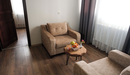 Family Room, Mountain View