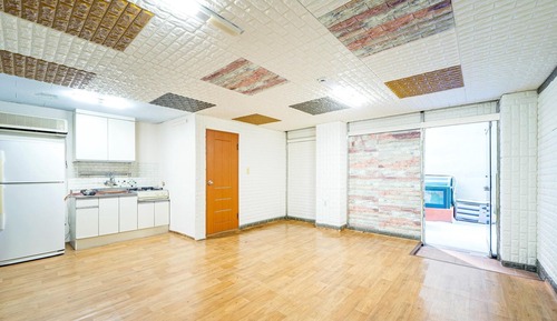 Basic Room, 1 Bedroom (B101 MTROOM)