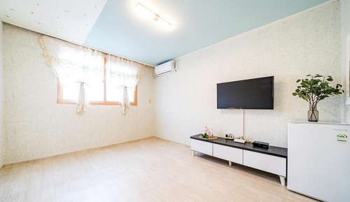 Basic Room, 1 Bedroom (B303)