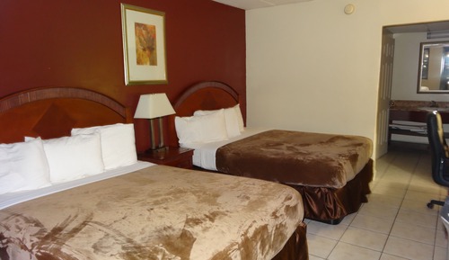 Double Room, 2 Queen Beds