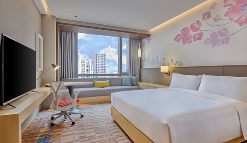 Deluxe Room, 1 King Bed